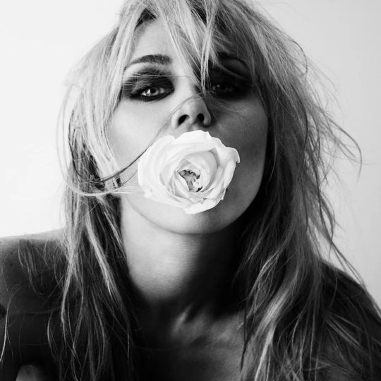 Miley-BassPersuades_540x Miley Cyrus - Bass Persuades LP - Image 1
